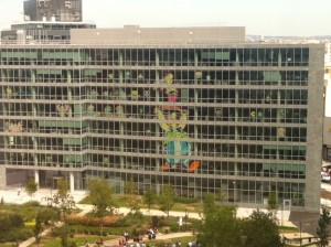 Seriously, that had to have been one hell of a community effort to get a six story tall Asterix and Obelix. Well done, nameless French office dwellers!